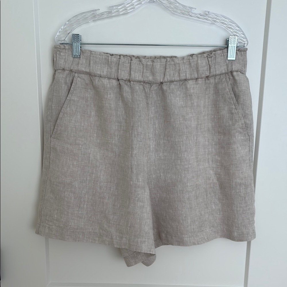 Talbots size L 100% linen pull-on shorts